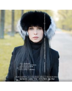 Black and silver fox fur headband with structured winter contrast